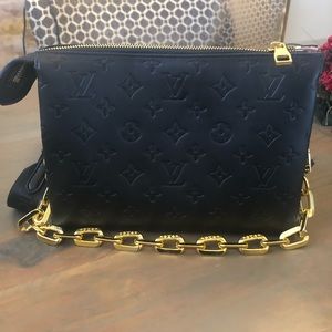 UA LV Coussin bag